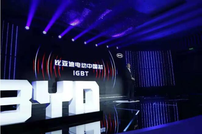 6378250831445996097492807