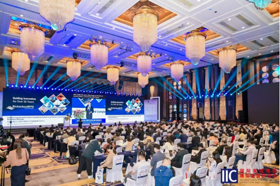 36b5c0eb-dcdf-45a9-a5bd-42a5f55845f3(1)